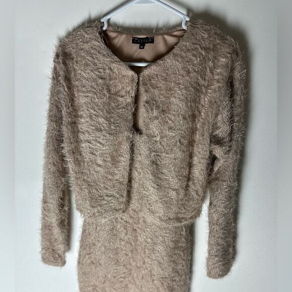 Tan Fuzzy cardigan top - Picture 6 of 10